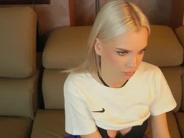 webcam girl gladyshankins capture image #4079483