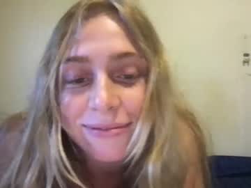 webcam girl beaniegee capture image #3977867
