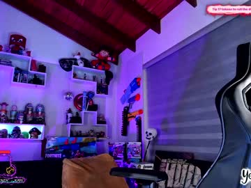 webcam girl yesikasaenz capture image #2484502