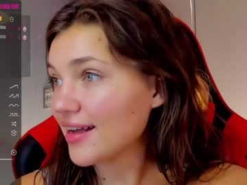 webcam girl michelle_mir capture image #3779653
