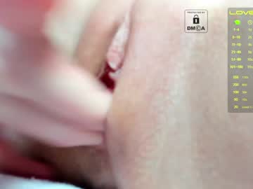 webcam girl _witch__ capture image #1359176