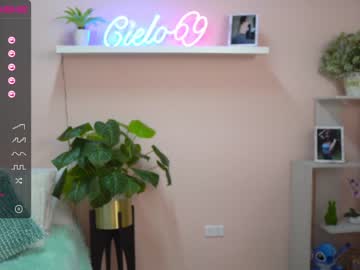 webcam girl cielo69_ capture image #247379