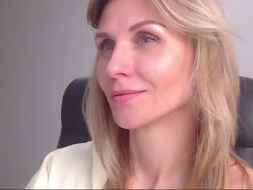 webcam girl lady_ada capture image #388690