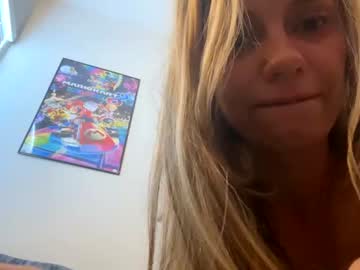 webcam couple hootersgirl69 capture image #3103843