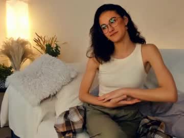 Cam for maydagail
