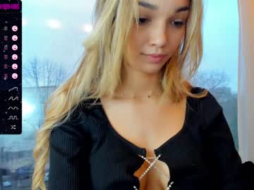 webcam girl sassyt33n capture image #3575505