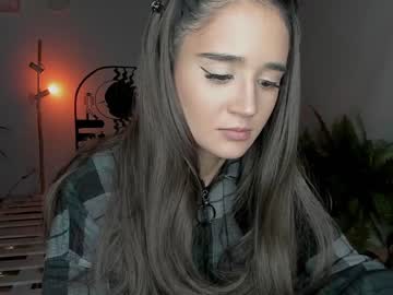webcam girl lonelly_lolly98 capture image #3193906