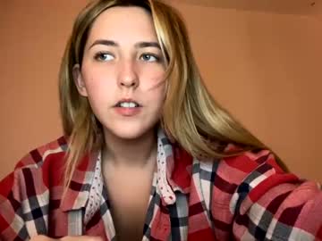 webcam girl cailyviolet capture image #3700237
