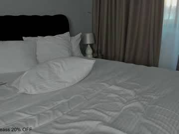 webcam girl moniqueeass capture image #1545753