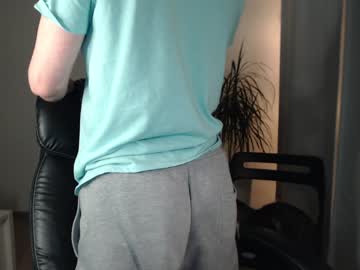 webcam man conor_and_chester capture image #3706343