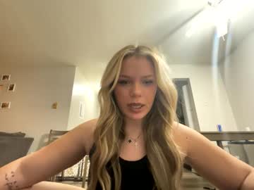 webcam girl maeveraes capture image #4068920
