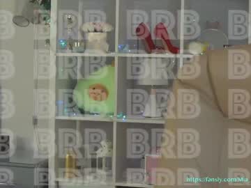 webcam girl mia_milagros capture image #1707529