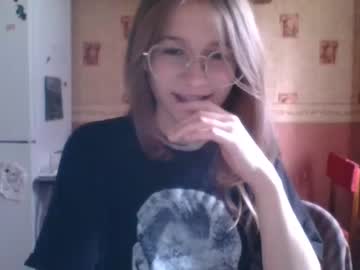 webcam girl mekyy_no_neko capture image #2915009