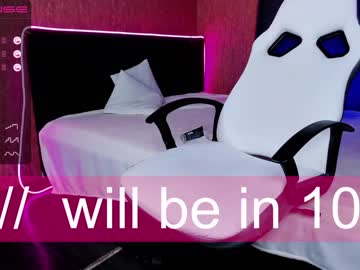 webcam girl lina_bitch capture image #2107630