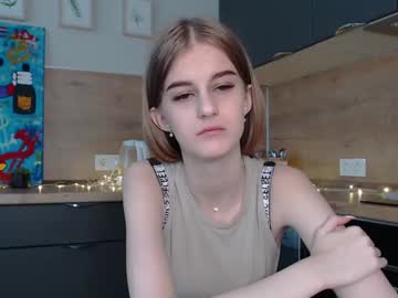 webcam girl mila_cuteee capture image #522971