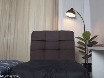 webcam girl queen_leylla capture image #3537869