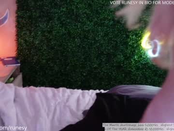 webcam girl runesy capture image #2634521