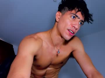 webcam man tyler_thegreekgod capture image #2047473