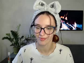 webcam girl water__lily capture image #963672