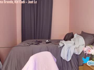 webcam girl hollyextra capture image #2200403