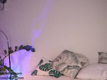 webcam girl dreamana capture image #2522935