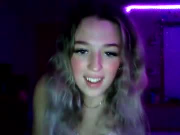 webcam girl carlydrake capture image #1931102