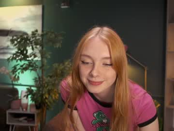 webcam girl lily_devi capture image #2390655