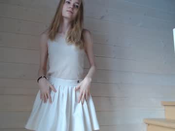 webcam girl princess__aurora capture image #3675392