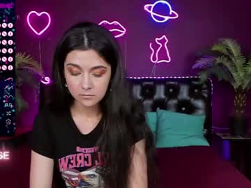 webcam girl tiffany_whootson capture image #2241171