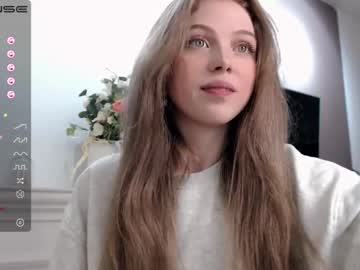 webcam girl small_blondee capture image #2006314