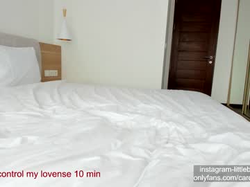 webcam girl carolinaherera capture image #1973884