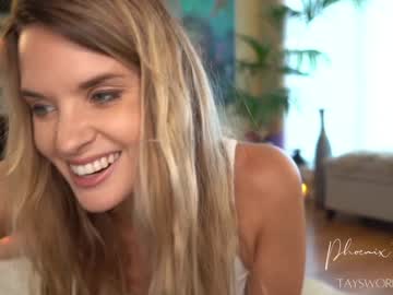 webcam girl phoenix_taylor capture image #2152200