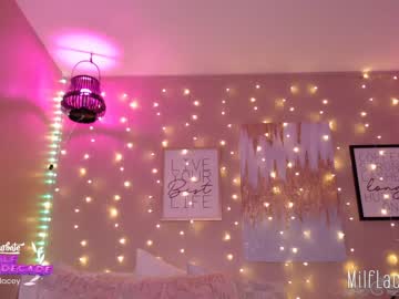 webcam girl milf_lacey capture image #2223201