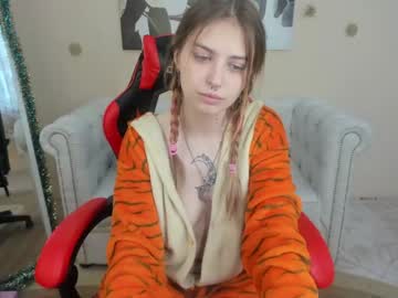 webcam girl kaleriaminx capture image #3394342