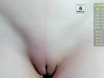 webcam girl _witch__ capture image #1057584