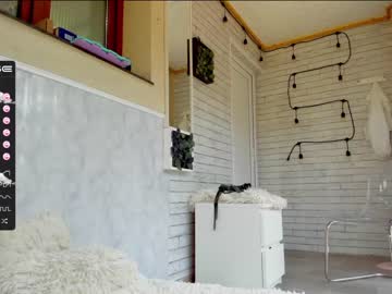 webcam girl sassyt33n capture image #2240876