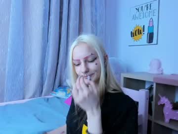 webcam girl erika__lodge capture image #2241536