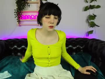 webcam girl tina_youn capture image #2098639