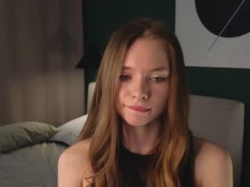 webcam girl elenegilbertson capture image #4006432