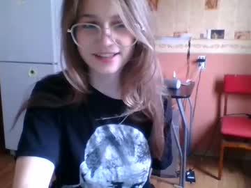 webcam girl mekyy_no_neko capture image #2907138