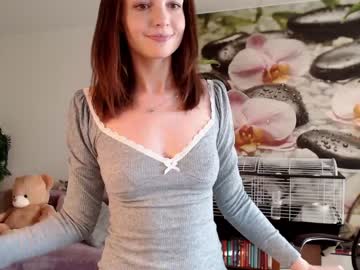 webcam girl jennycutey capture image #717147