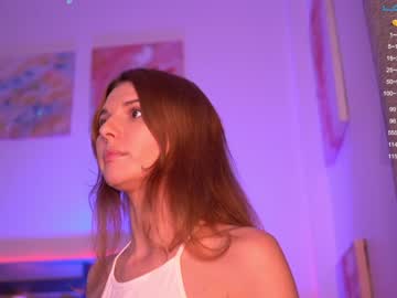 webcam girl sweetkira555 capture image #2968055