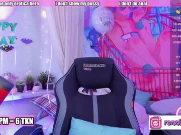 webcam girl ronnie_moon capture image #521925
