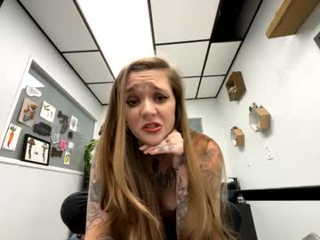 Cam for corpsechick