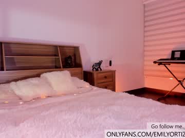 webcam couple emilyortiz_ capture image #2515408