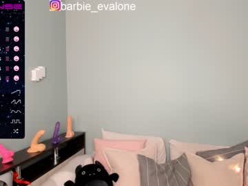 webcam girl ukra1ne_barbie capture image #1604390