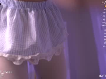 webcam girl lil_eva capture image #2930728