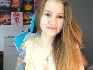 webcam girl _witch__ capture image #2412931