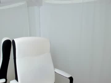 webcam girl ingridblondy94 capture image #2413487