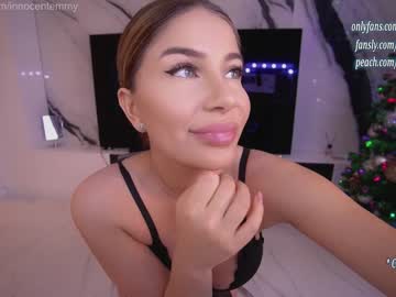 webcam girl innocentemmy capture image #733897